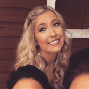 Meet your Posher, Leah